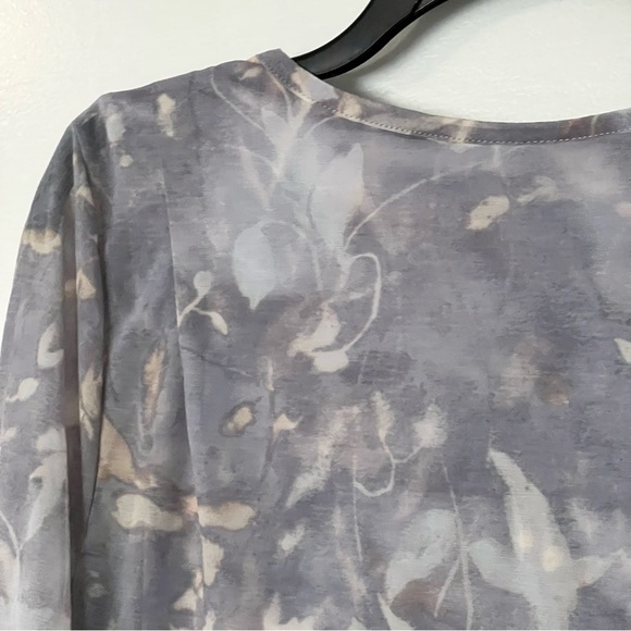 Simply Vera Watercolor Shirt Size Large Sheer Overlay Attached Tank Top Lavender - Picture 6 of 11